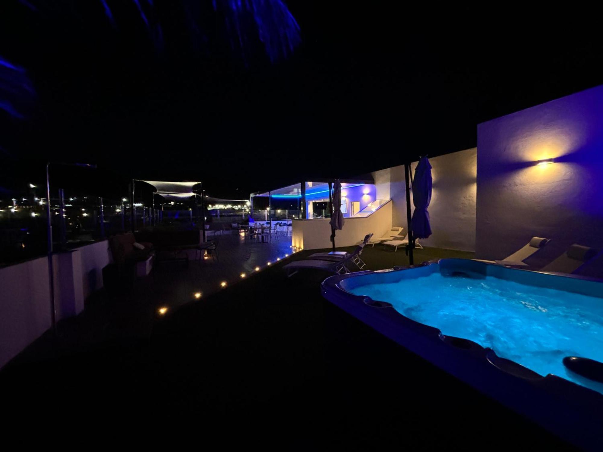 Hotel DAOS Marbella Exterior foto