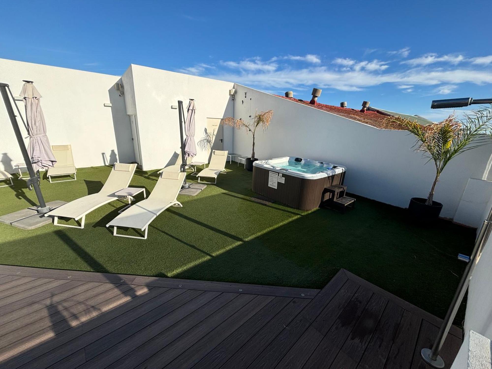 Hotel DAOS Marbella Exterior foto